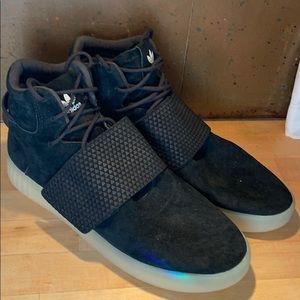 adidas Tubular Invader Strap Black/Black-White